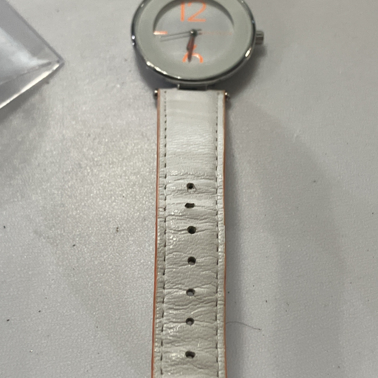 Anne Klein Ladies Watch White Leather Band Y121E Fresh Battery Installed