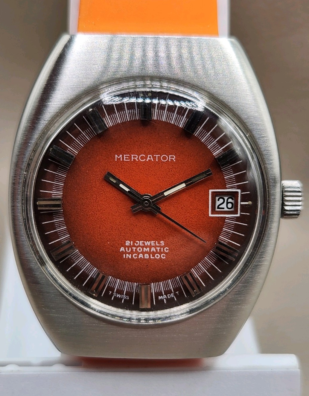 Vintage Men’s Mercator Automatic Swiss Watch Keeps Excellent Time