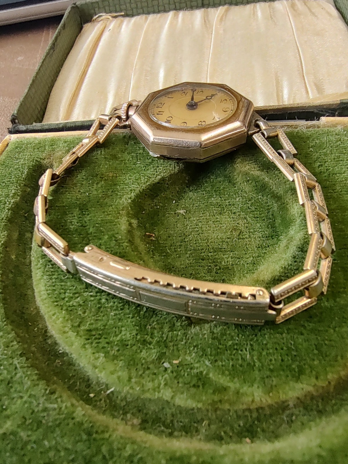 Antique Ladies Wristwatch Circa 1920’s