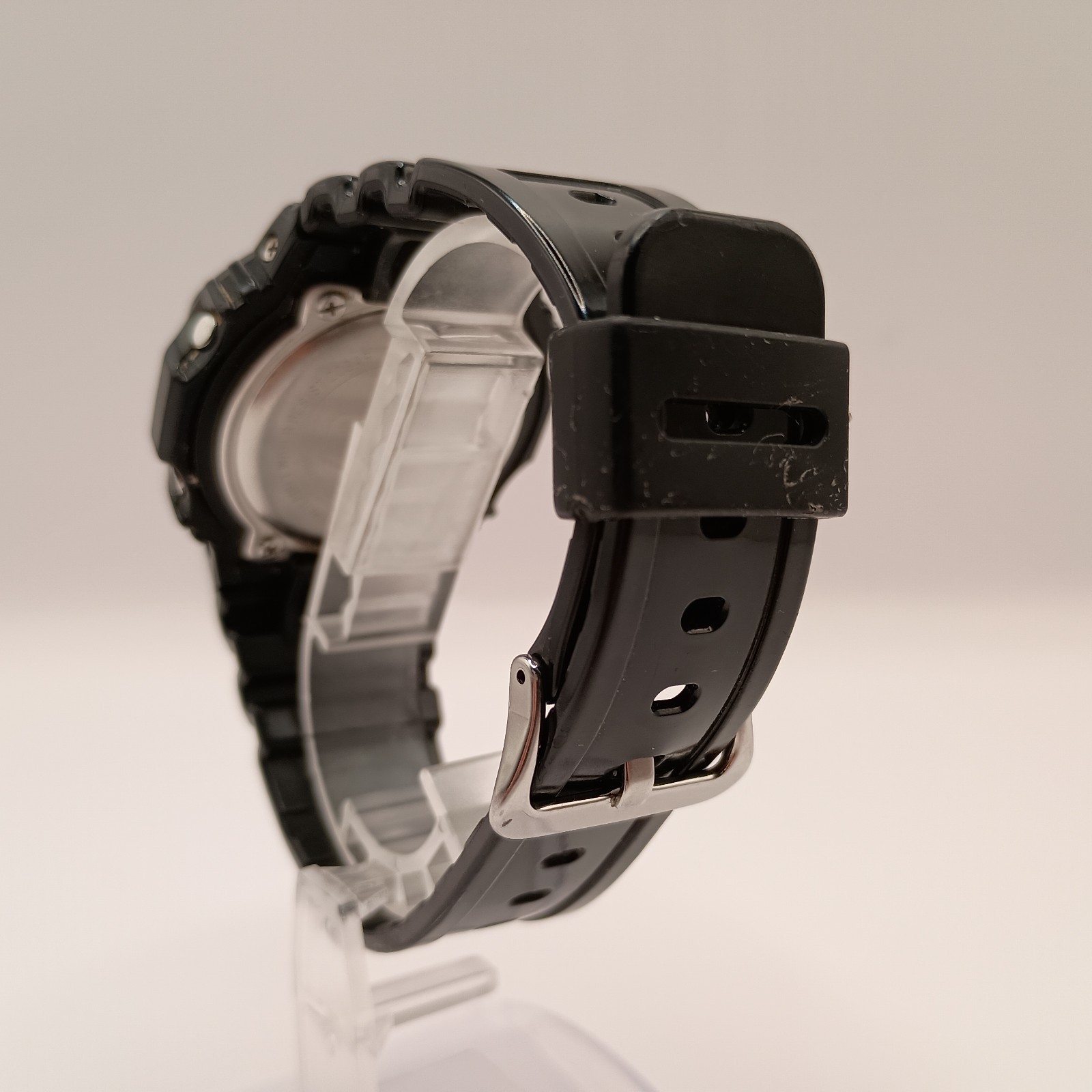 G-SHOCK GW-M5610B-1JF Tough Solar Radio-Controlled Black/Green Pre-owned Japan