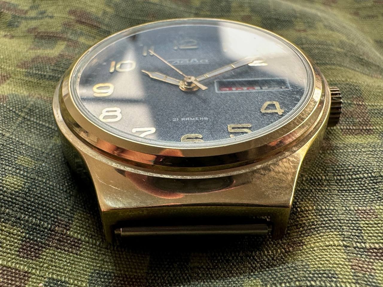 Vintage Slava 2428 Men’s Watch USSR-Russia 1991s Day-Date Mechanical – 257