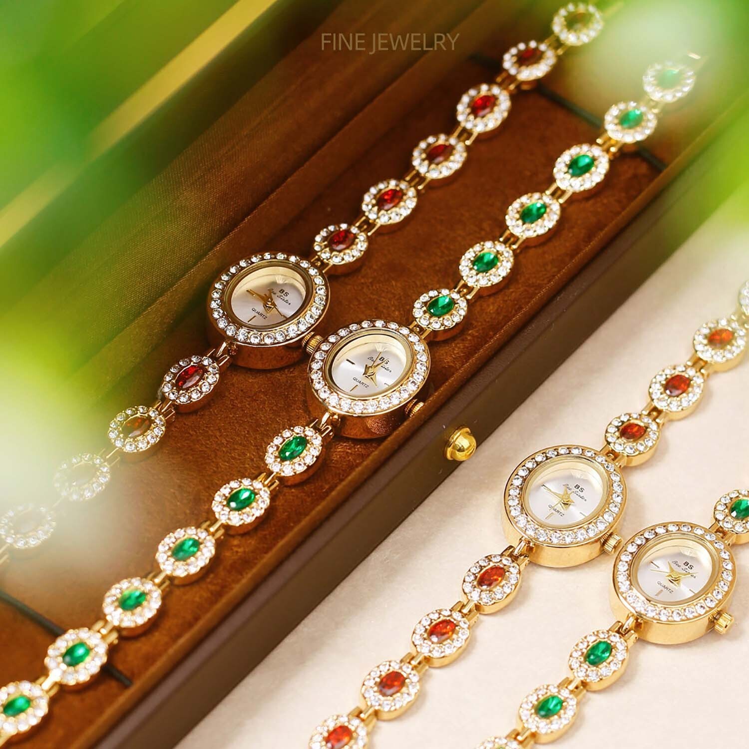 Luxury Women Watch Diamond Emerald Green Stone Bracelet Band Women’s Wrist Watch