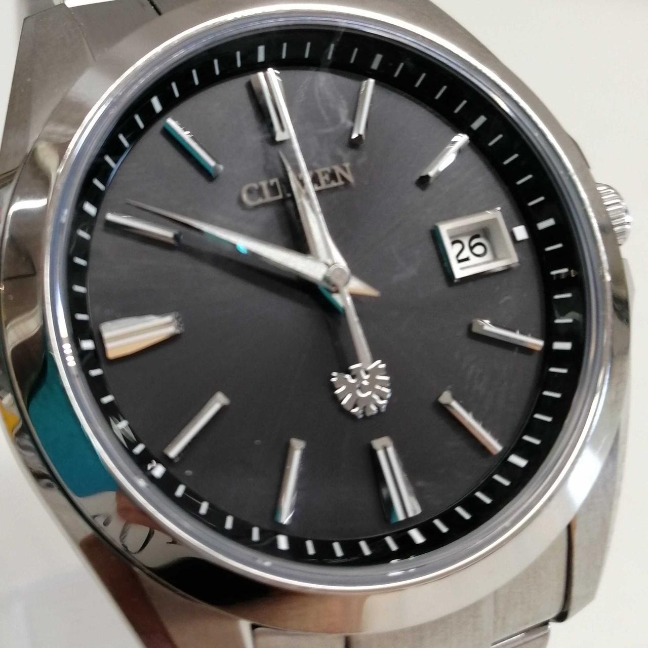 The Citizen AQ4060 50E Eco Drive Black Dial Stainless Steel Mens Watch Boxed