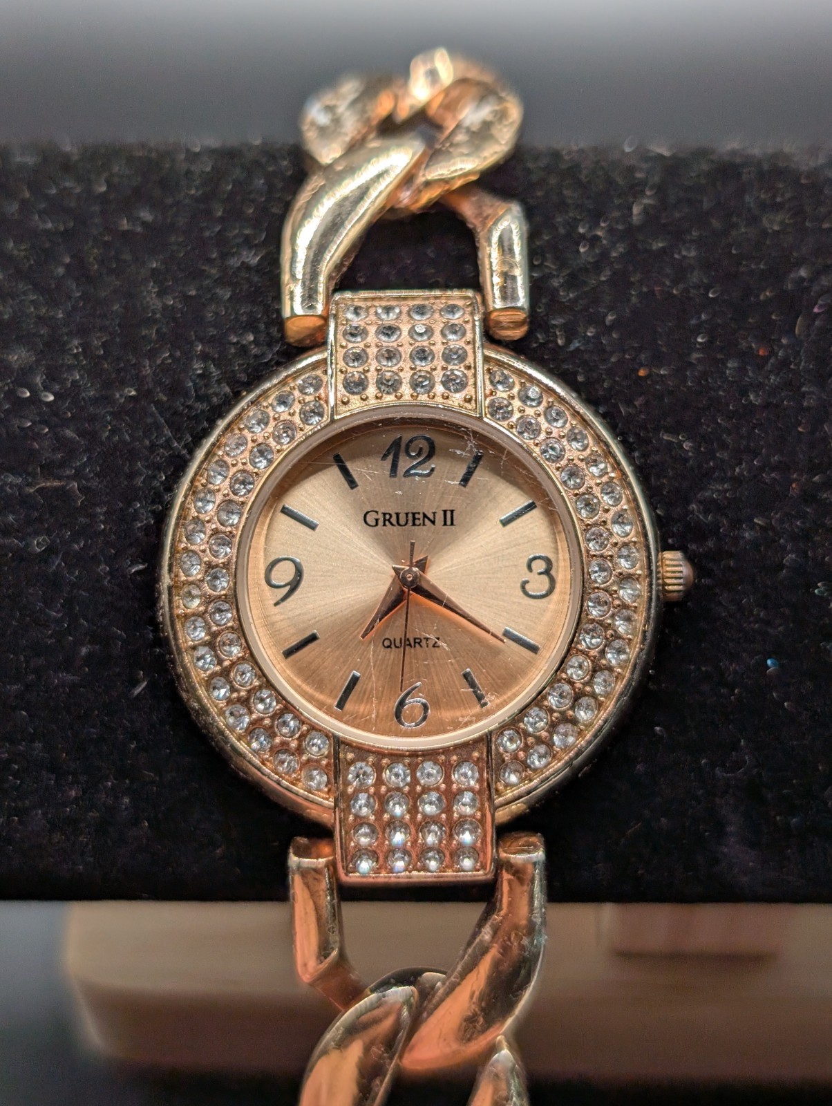 Gruen II GRT719 Rose Gold Tone Crystal Bezel Quartz Women’s Bracelet Watch