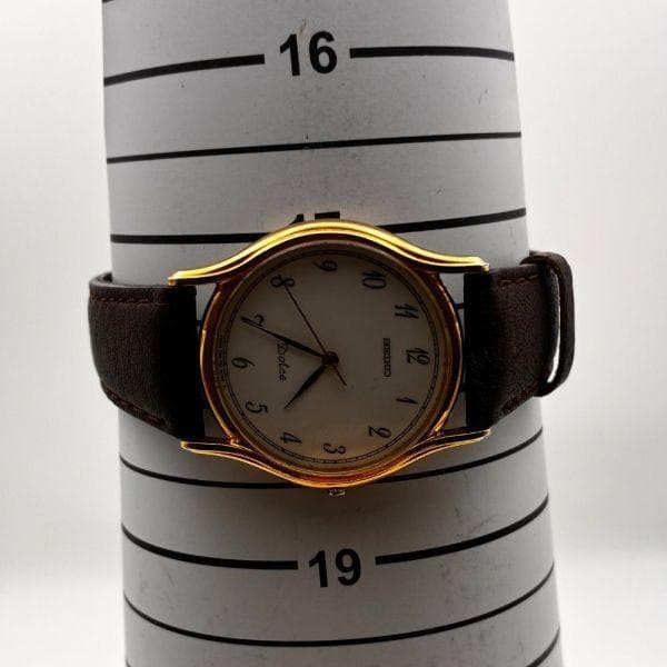 SEIKO DOLCE 7741-6030 Quartz Round Watch From Japan