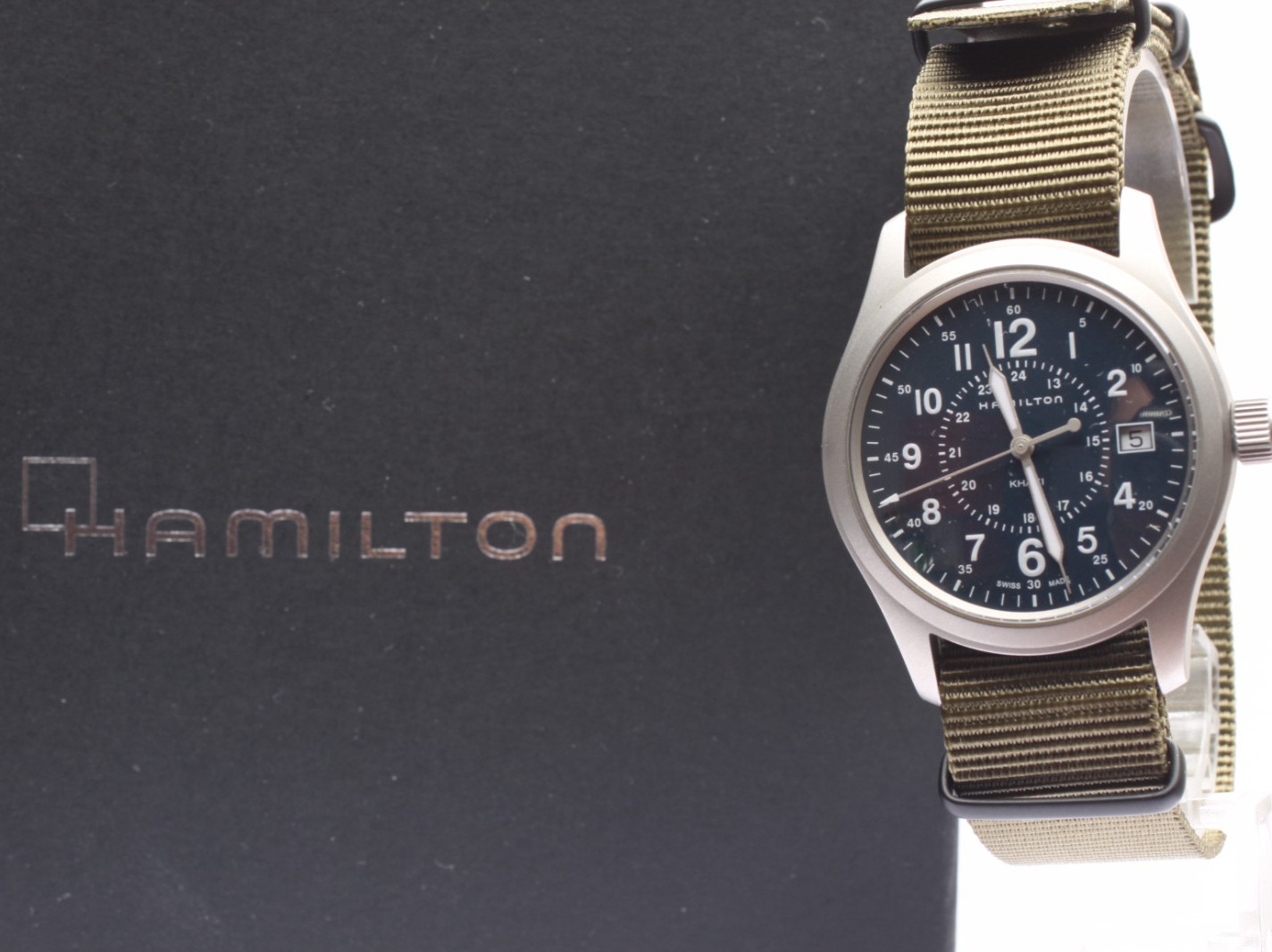 [Near MINT w/Box] HAMILTON Khaki Field H682010 Navy Dial Date Quartz Men’s Watch