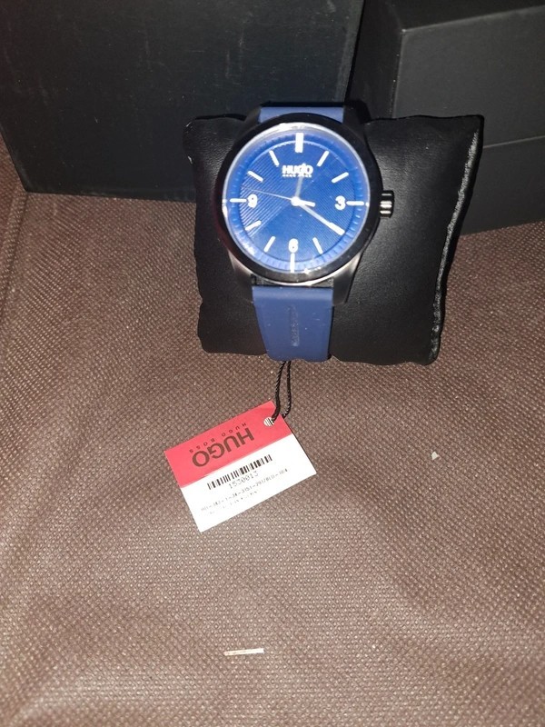 Hugo Boss Fashion MENS QUARTZ SILICONE WATCH – 1530013