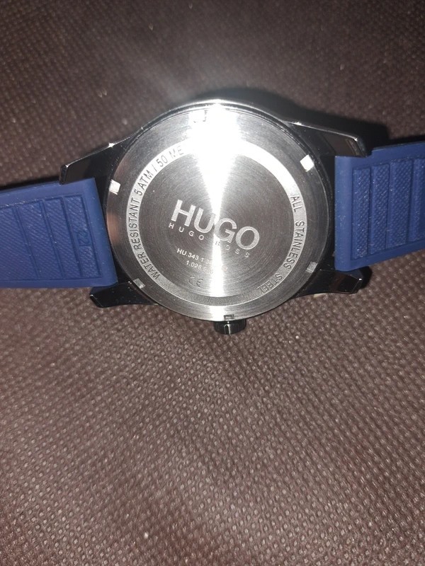 Hugo Boss Fashion MENS QUARTZ SILICONE WATCH – 1530013