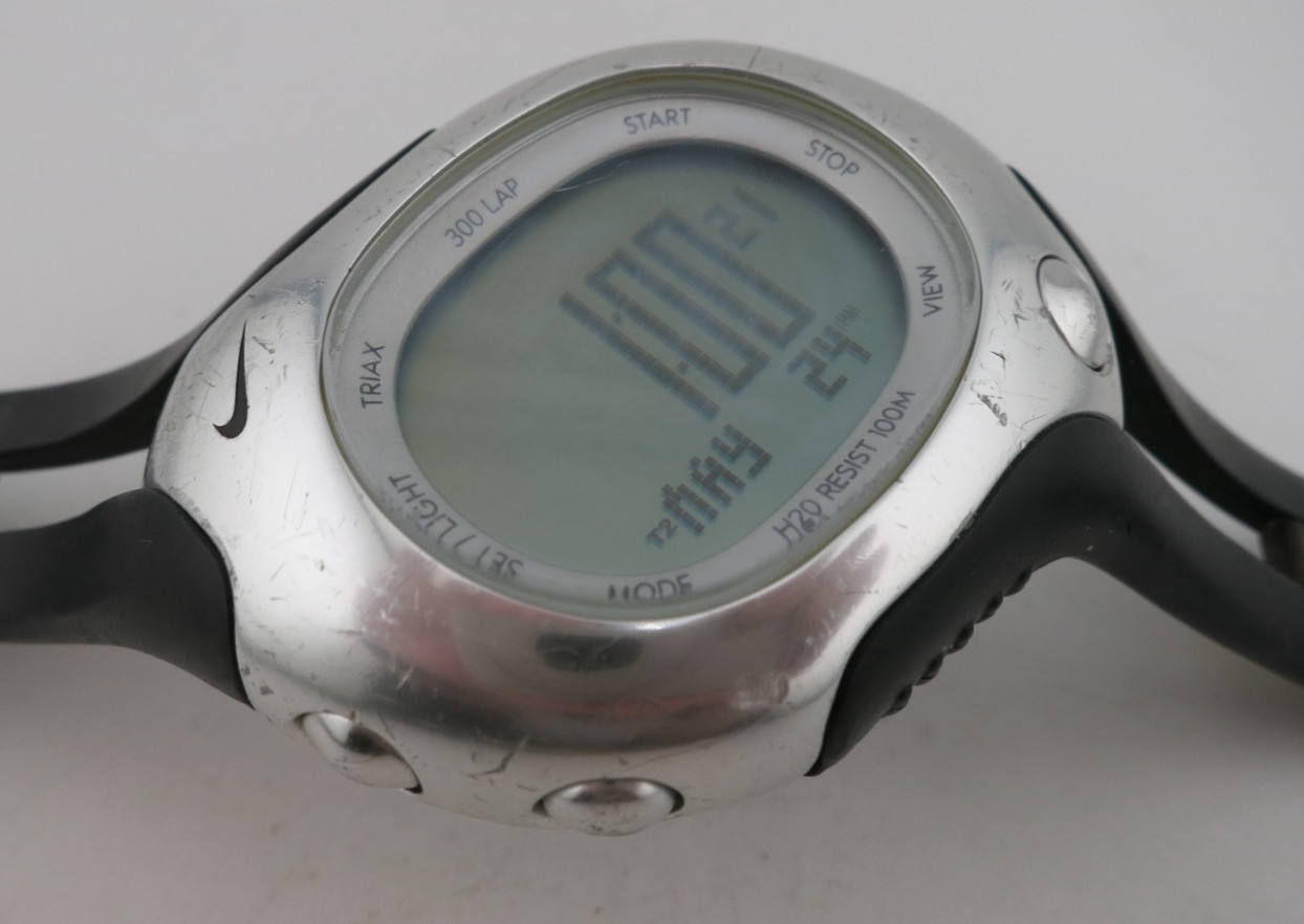 Nike Triax Speed 300 Digital Sport Black + Silver-Tone Watch – WR0101 – New Batt
