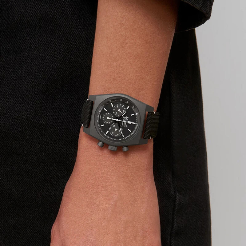 Zenith Chronomaster Revival Shadow