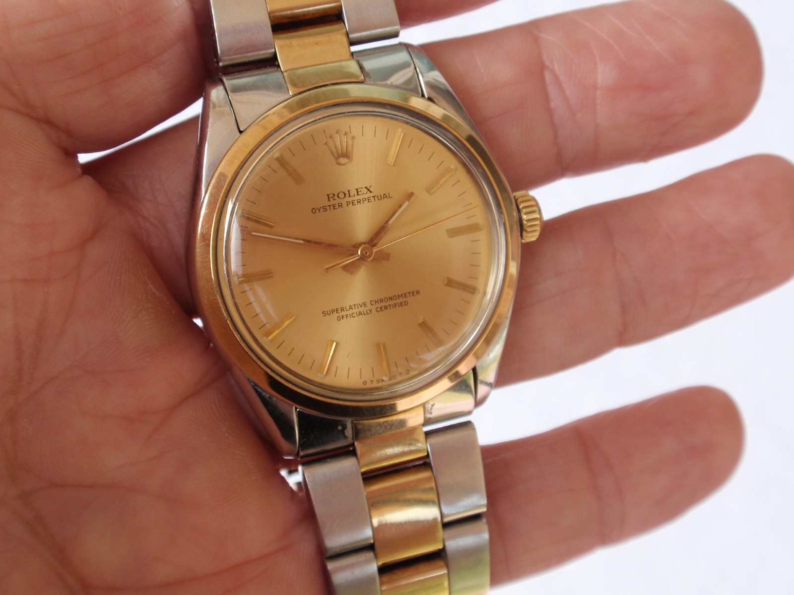Nice Rolex 1002 14K/SS Oyster Perpetual 34mm Watch with Original Oyster Band
