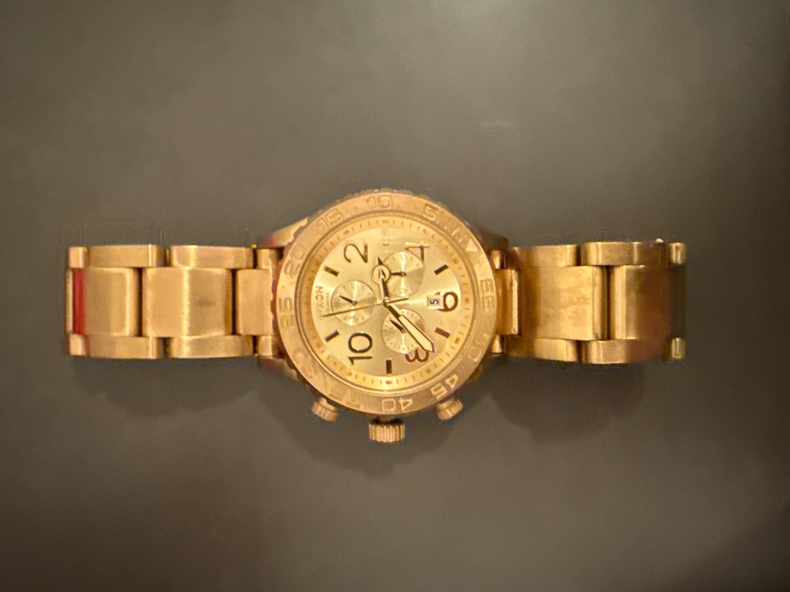 Nixon 42-20 Gold Men’s Watch – A037-502