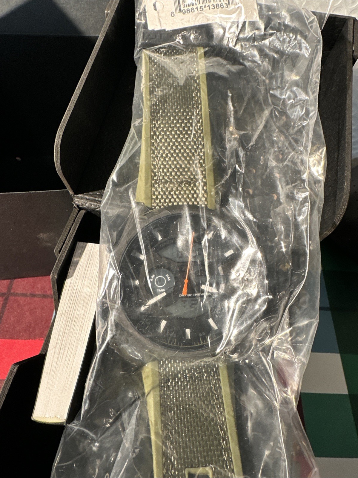 NEW Diesel Men’s Mega Chief Watch DZ4549 Item Is New But NO BATTERY