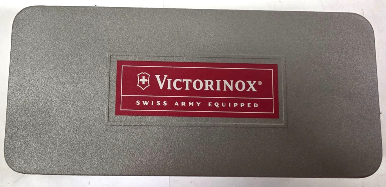 Victorinox Swiss Army Summit Stainless St Black Dial Men’s Watch model 35098 NIB