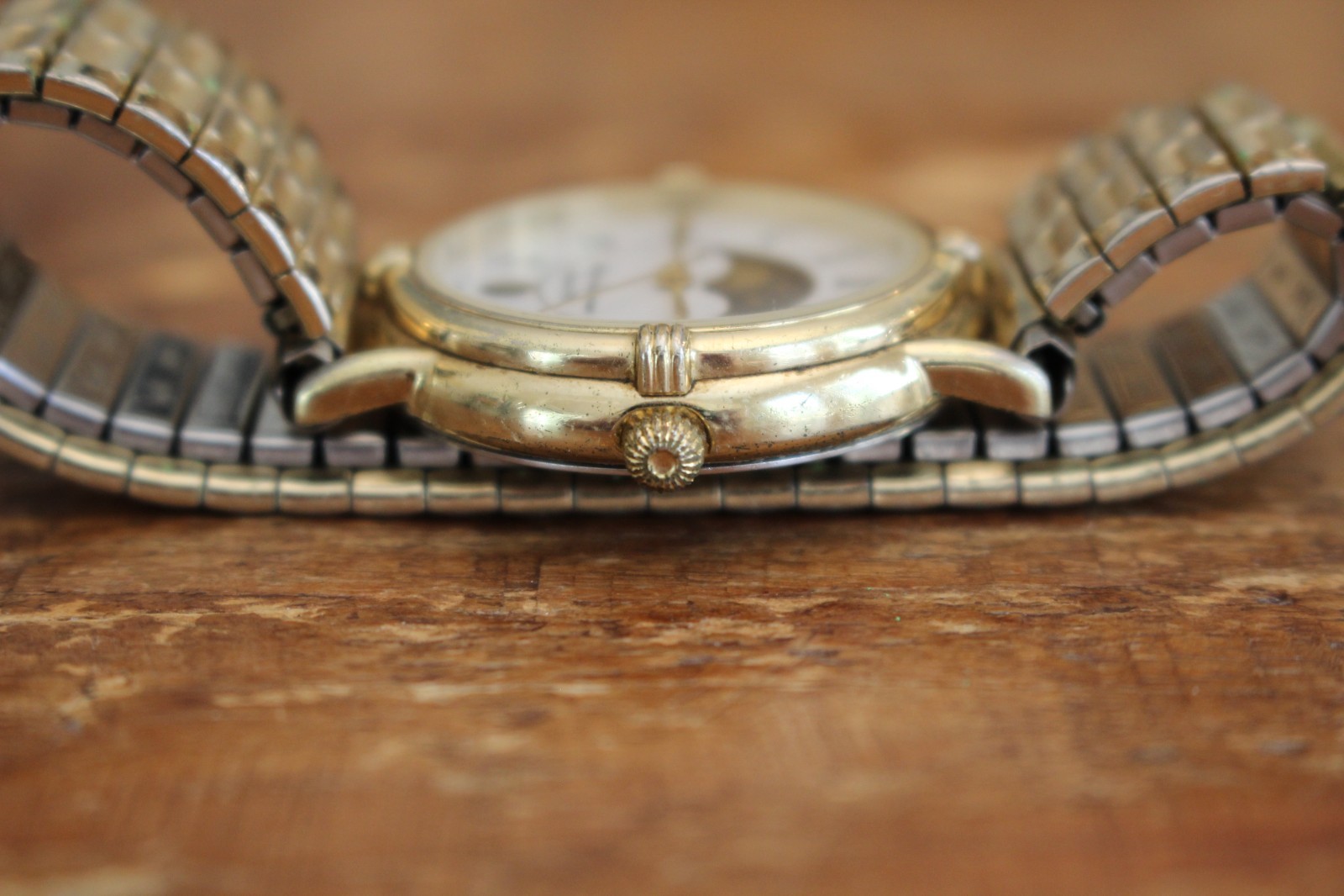 Jules Jurgensen Vintage Moon Phase Watch Gold Tone Roman Numerals Date