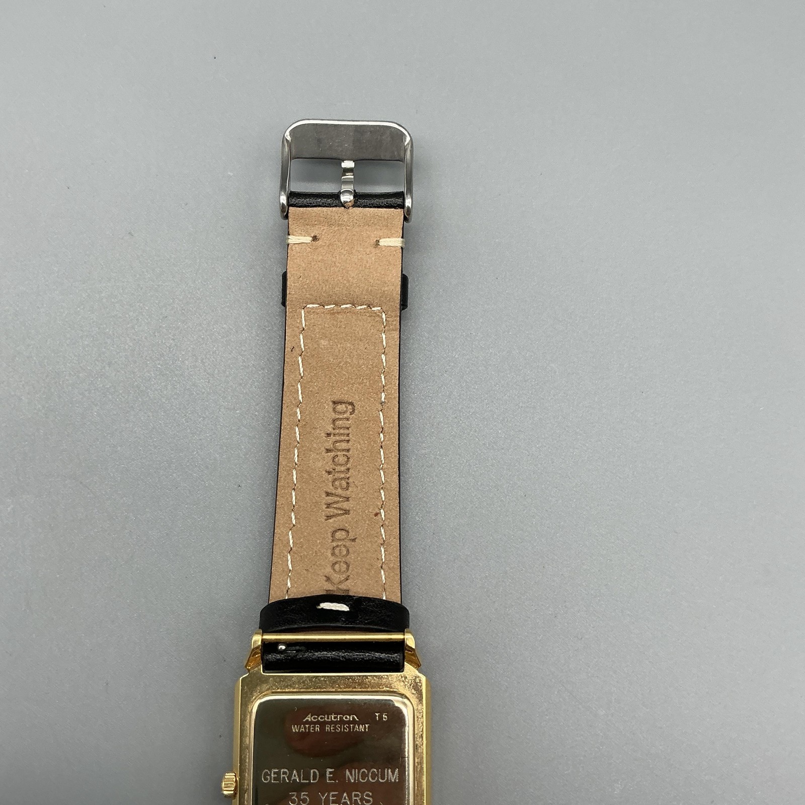 Vintage Accutron Mens Watch 28mm Gold Tone Black Leather Date 585384 New Battery