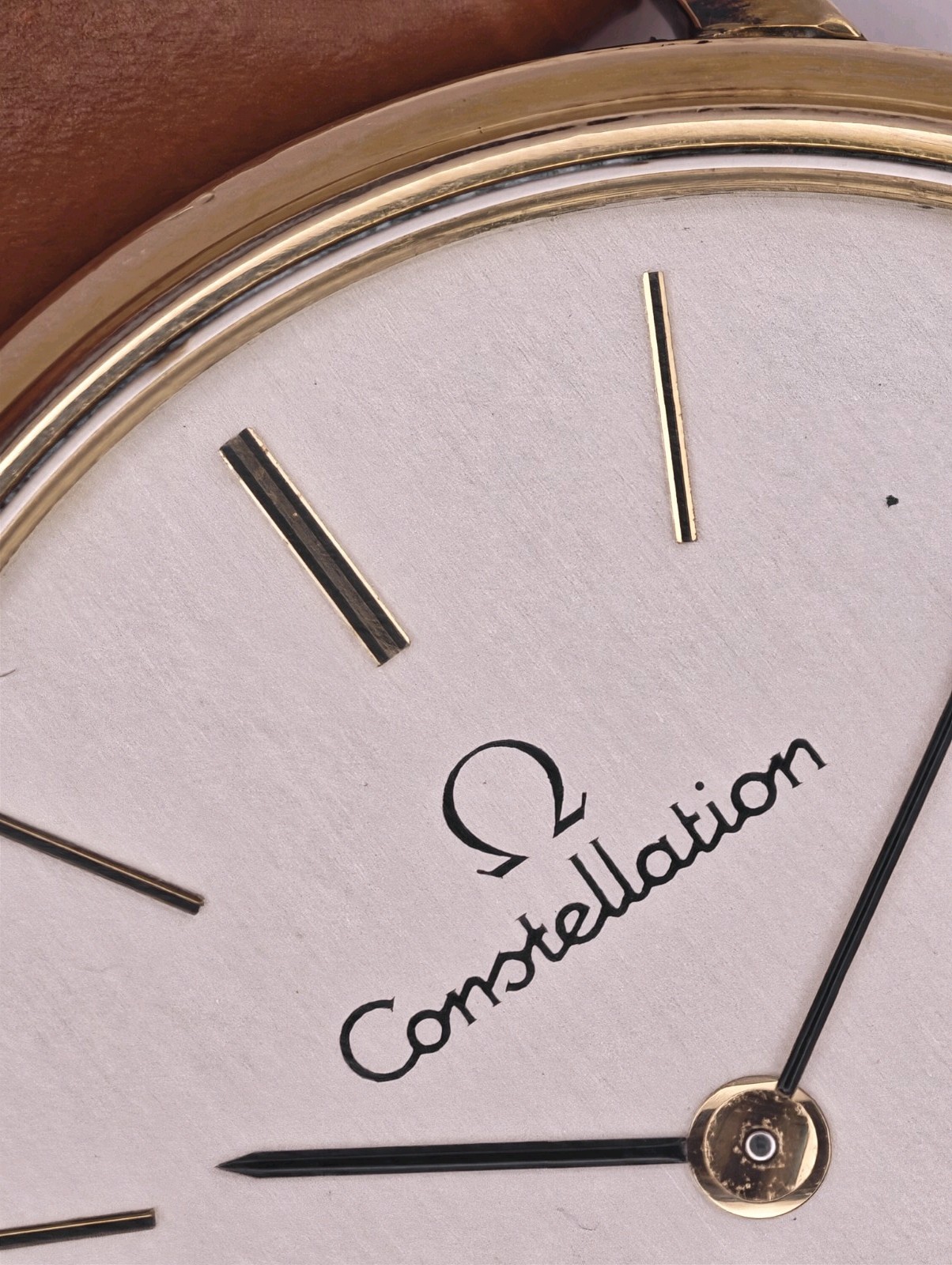 Omega Constellation Quartz Silver Brushed Dial Push/Pull Crown Mens Watch