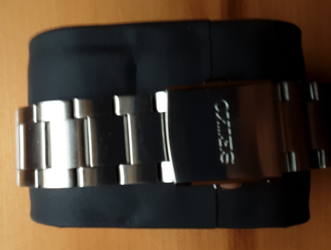seiko chronograph watch