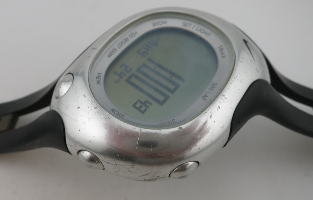 Nike Triax Speed 300 Digital Sport Black + Silver-Tone Watch – WR0101 – New Batt