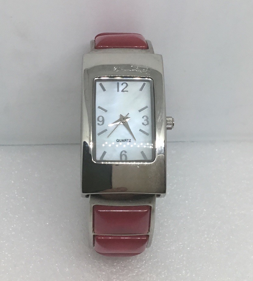 VTG AVON Cat’s Eye Cuff Watch Pink Silver Tone