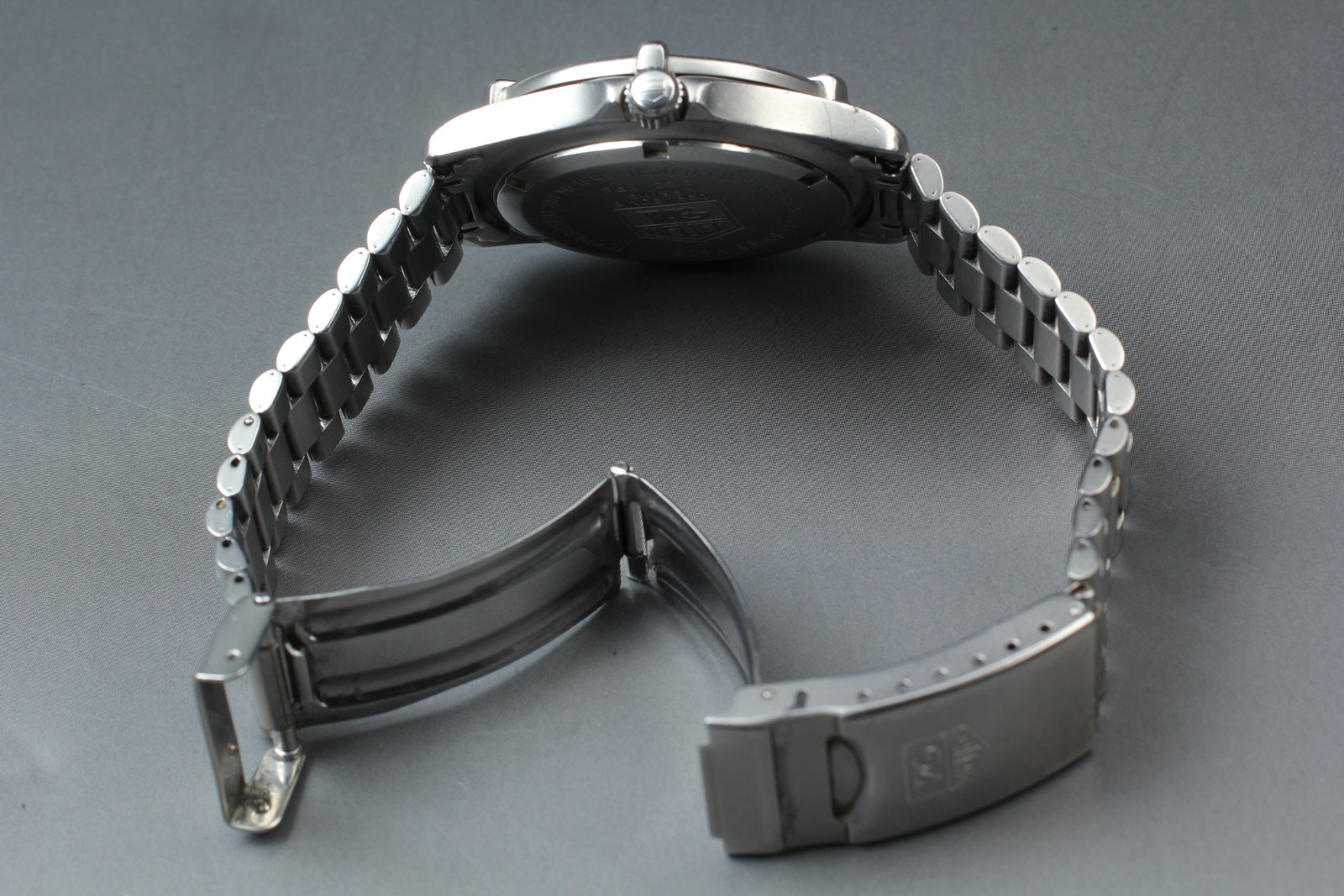 Near MINT TAG Heuer 2000 Professional 962.206 200m Silver Quartz Men’s Watch JPN