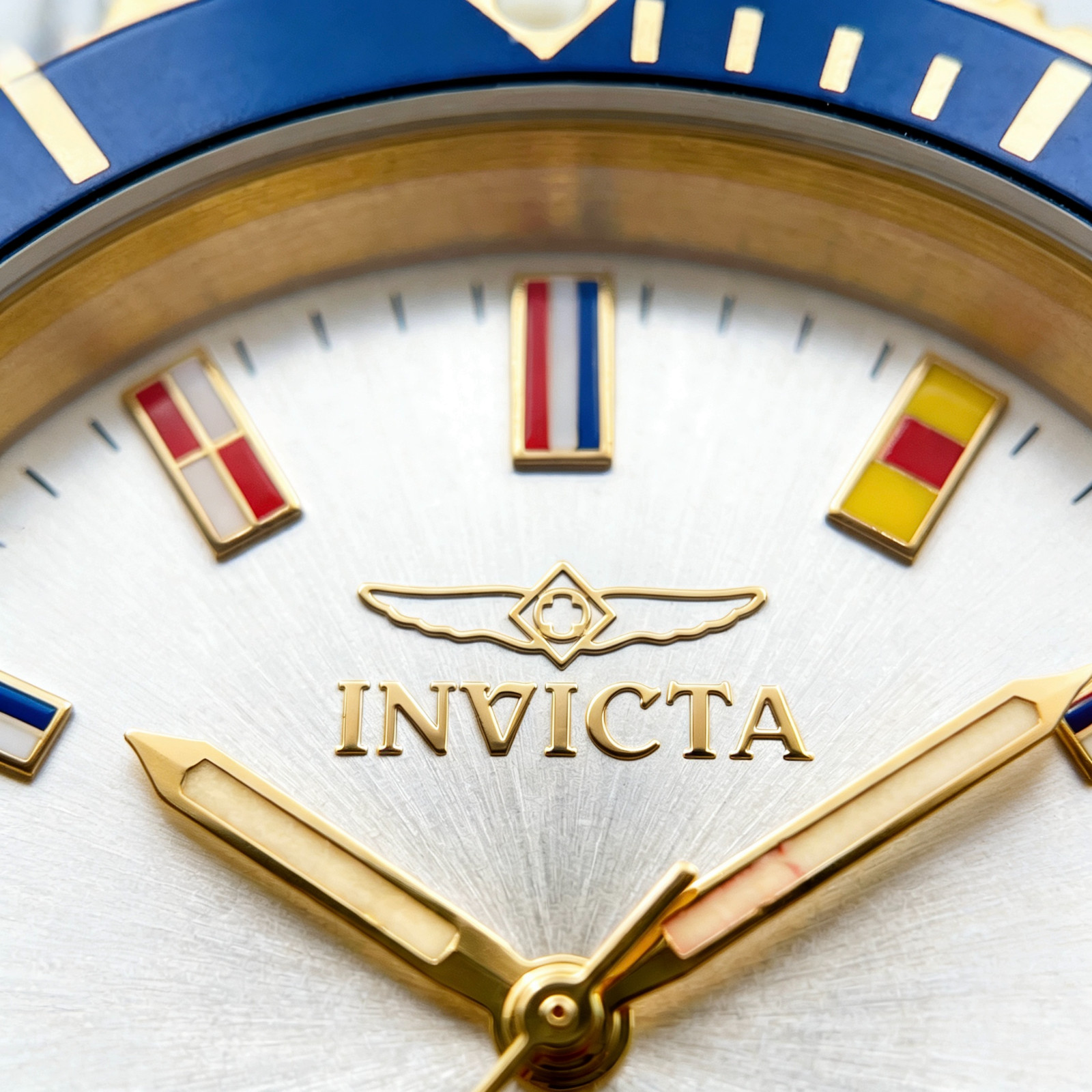 Invicta 49886 Pro Diver Jet Setter Men 40mm Gold Steel Silver Dial Quartz Watch