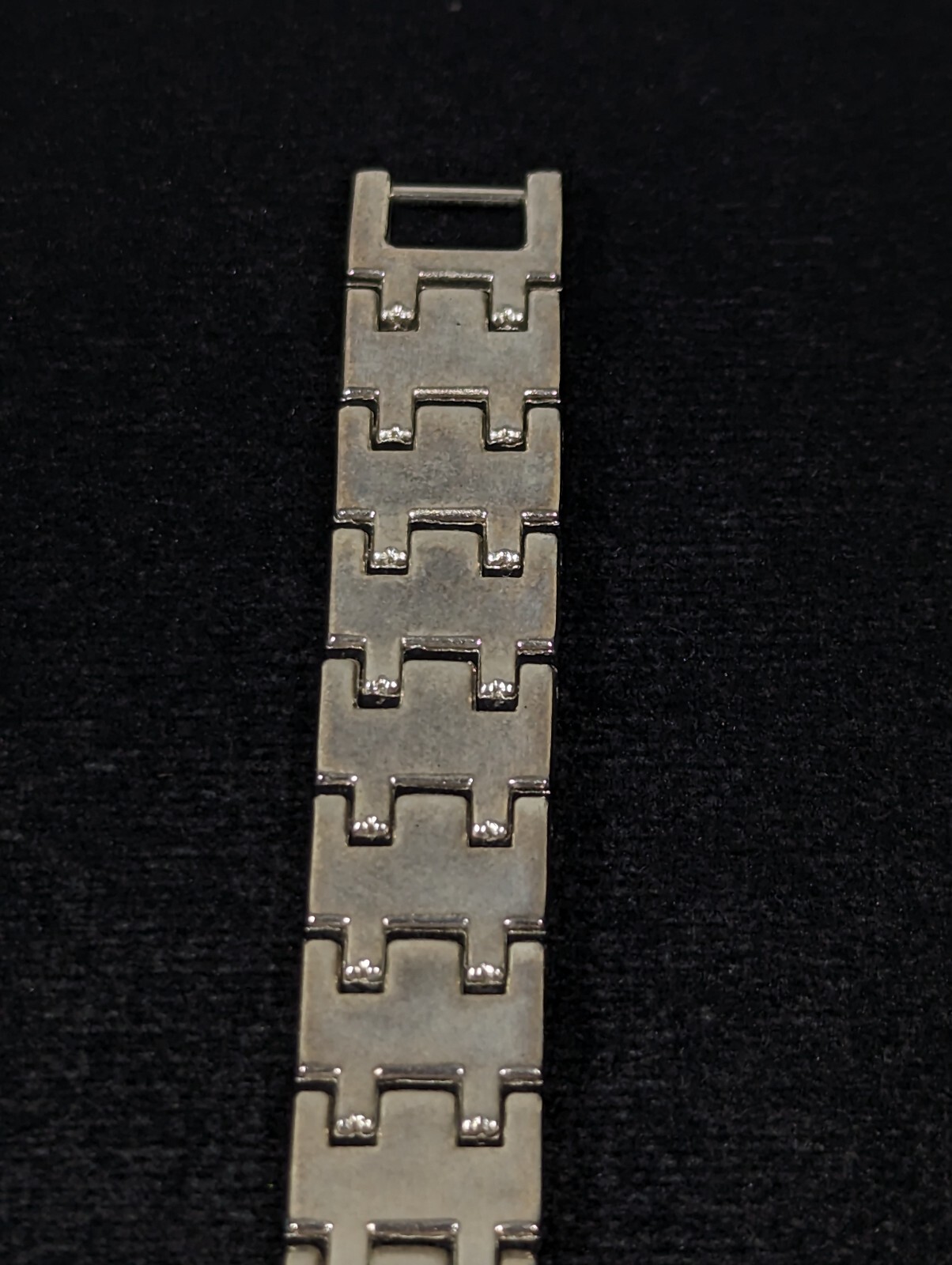 Milan Womans Silver Tone Dial Round Case Two Tone Bracelet Band Watch 7.25 in