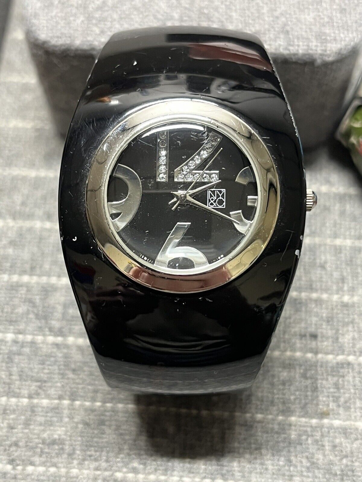 NY&C Black Resin Plastic Metal PVD Cuff Style Quartz Ladies Watch Fashion Watch