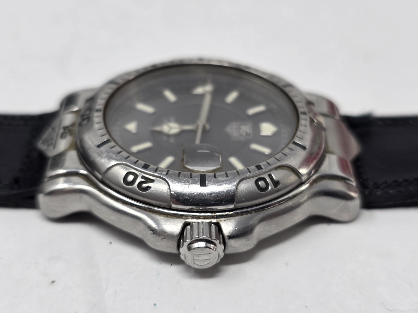 TAG Heuer 6000 WH1112-K1 Quartz Watch