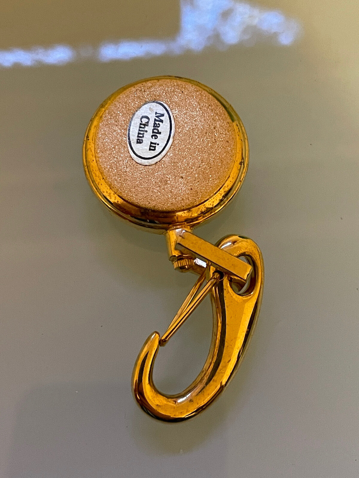 New Coolezio Glow In The Dark Keychain Watch Analog Gold Color
