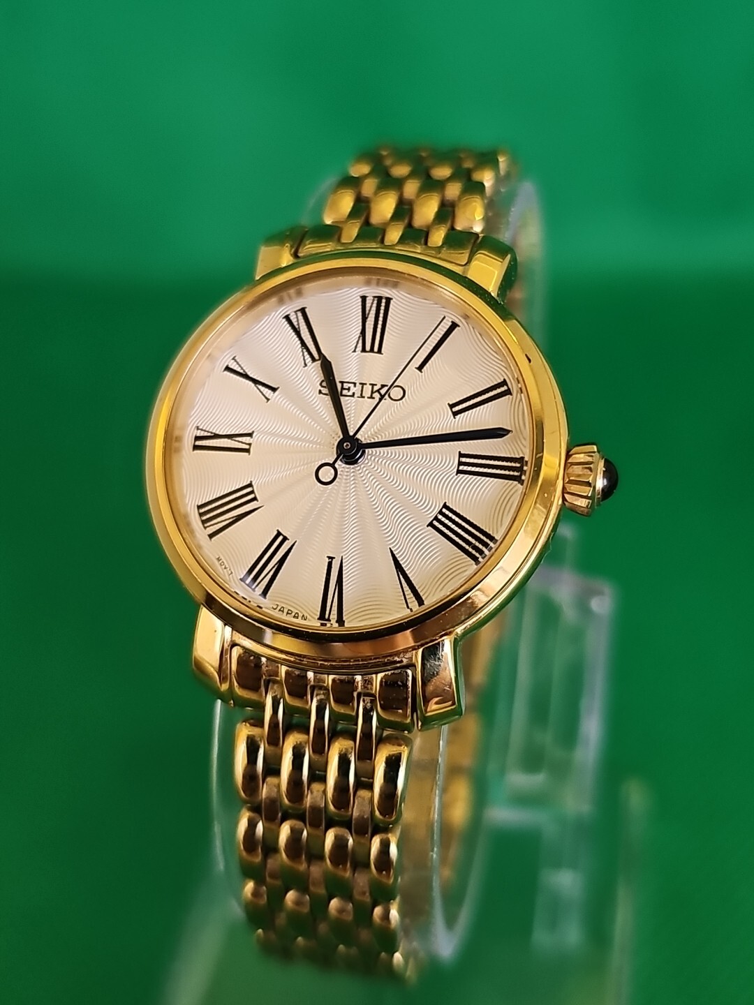 Seiko 28mm Ladies Watch ( For An 18cm Wrist Or Smaller )