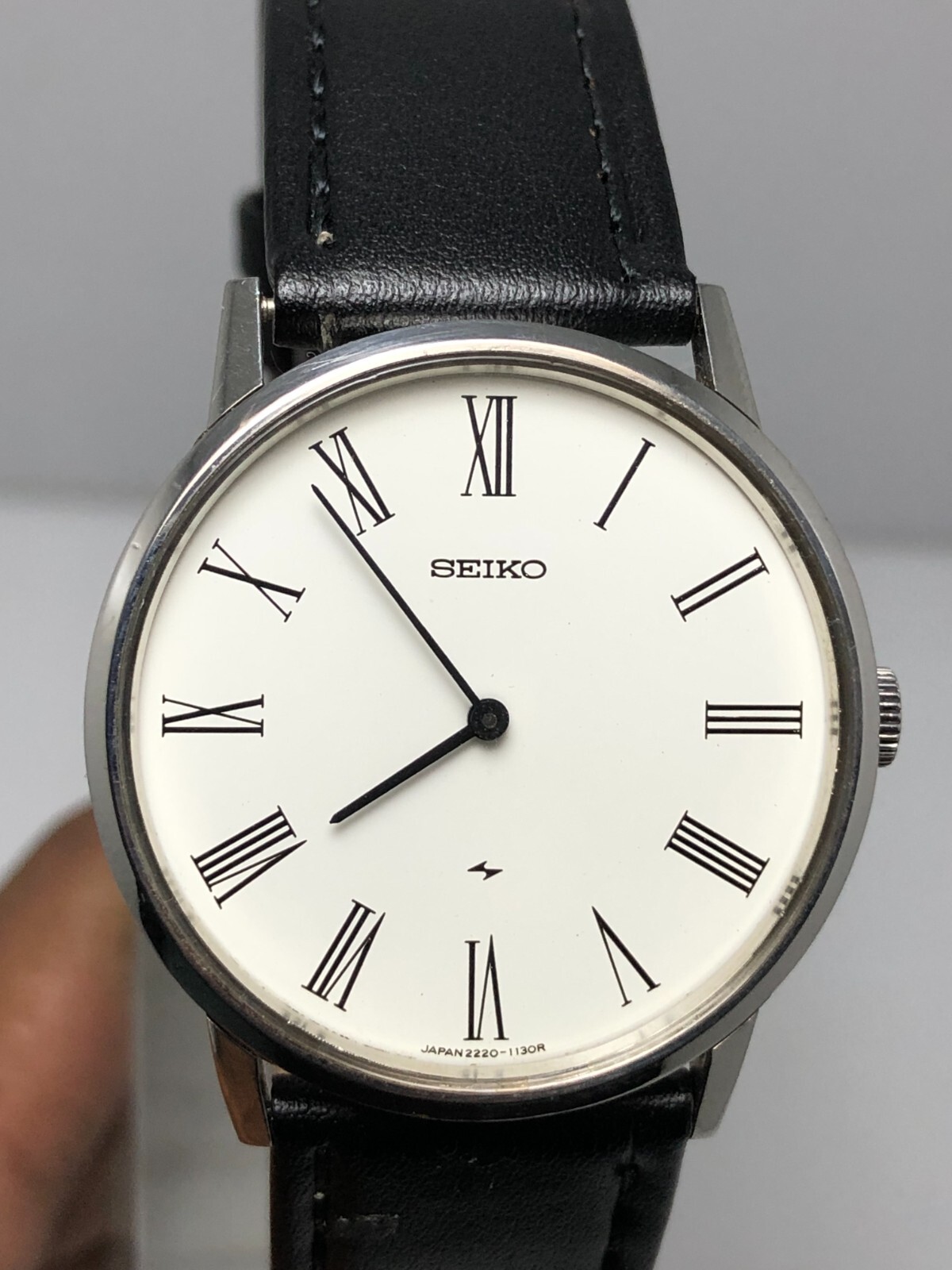 Vintage Seiko Chariot 2220-0430 ManuaI Winding 24J Roman DiaI Men’s Wristwatch