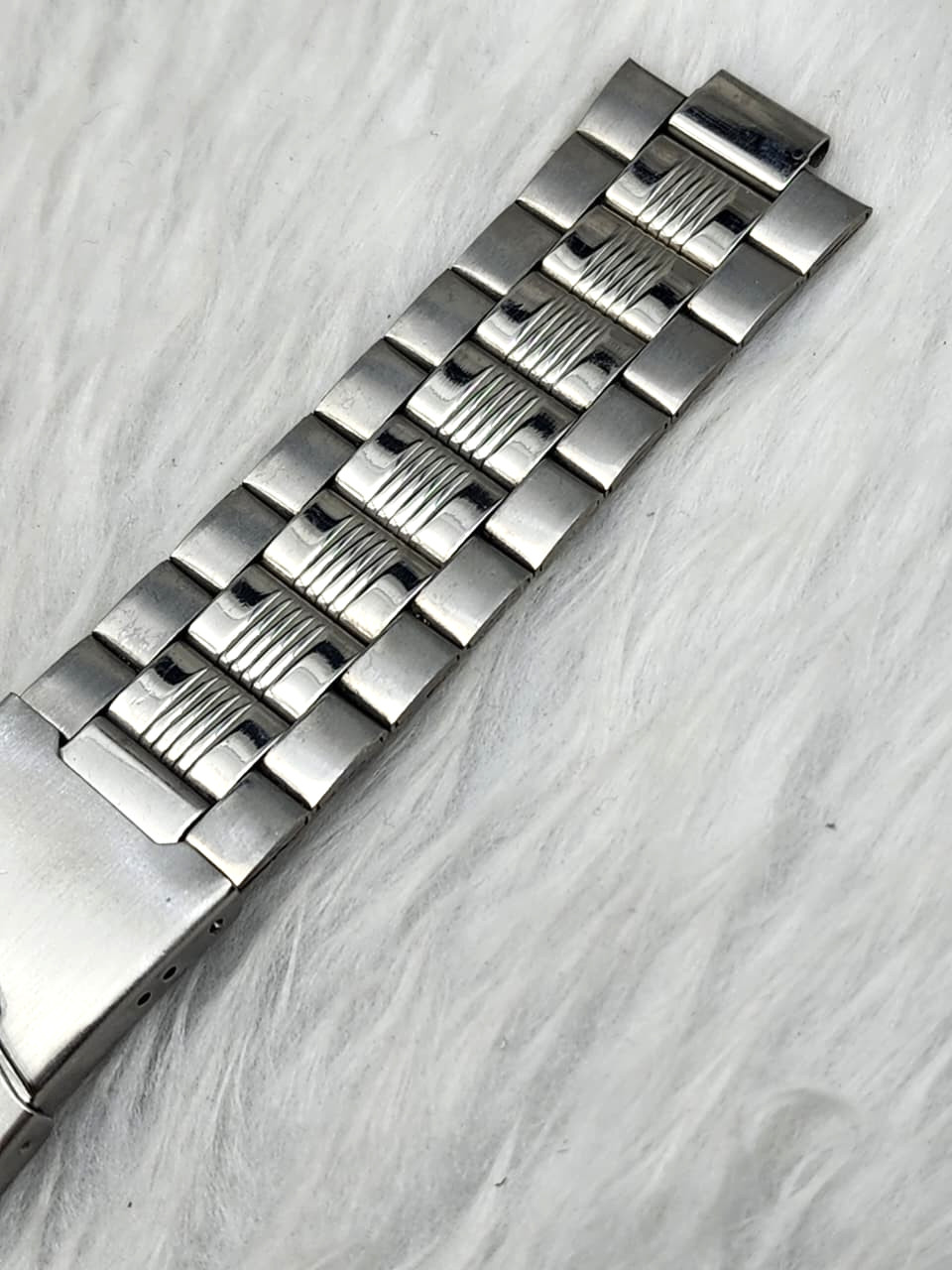 10MM Stainless Steel Watch Strap Expandable Bracelet with Secure Fold-Over Clasp
