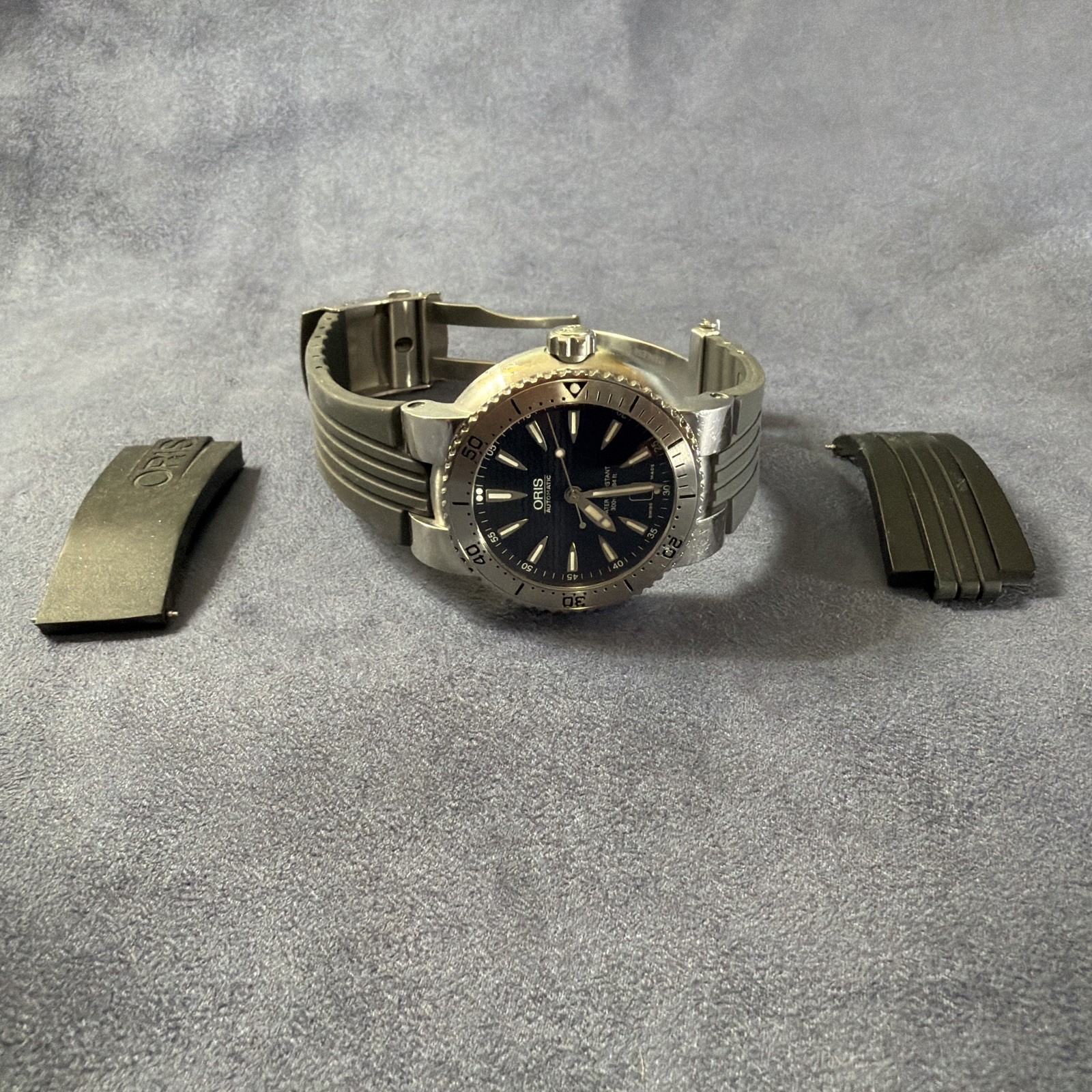 ORIS TT1 Diver’s Date Automatic Black Dial Stainless Steel Men’s Watch with Box