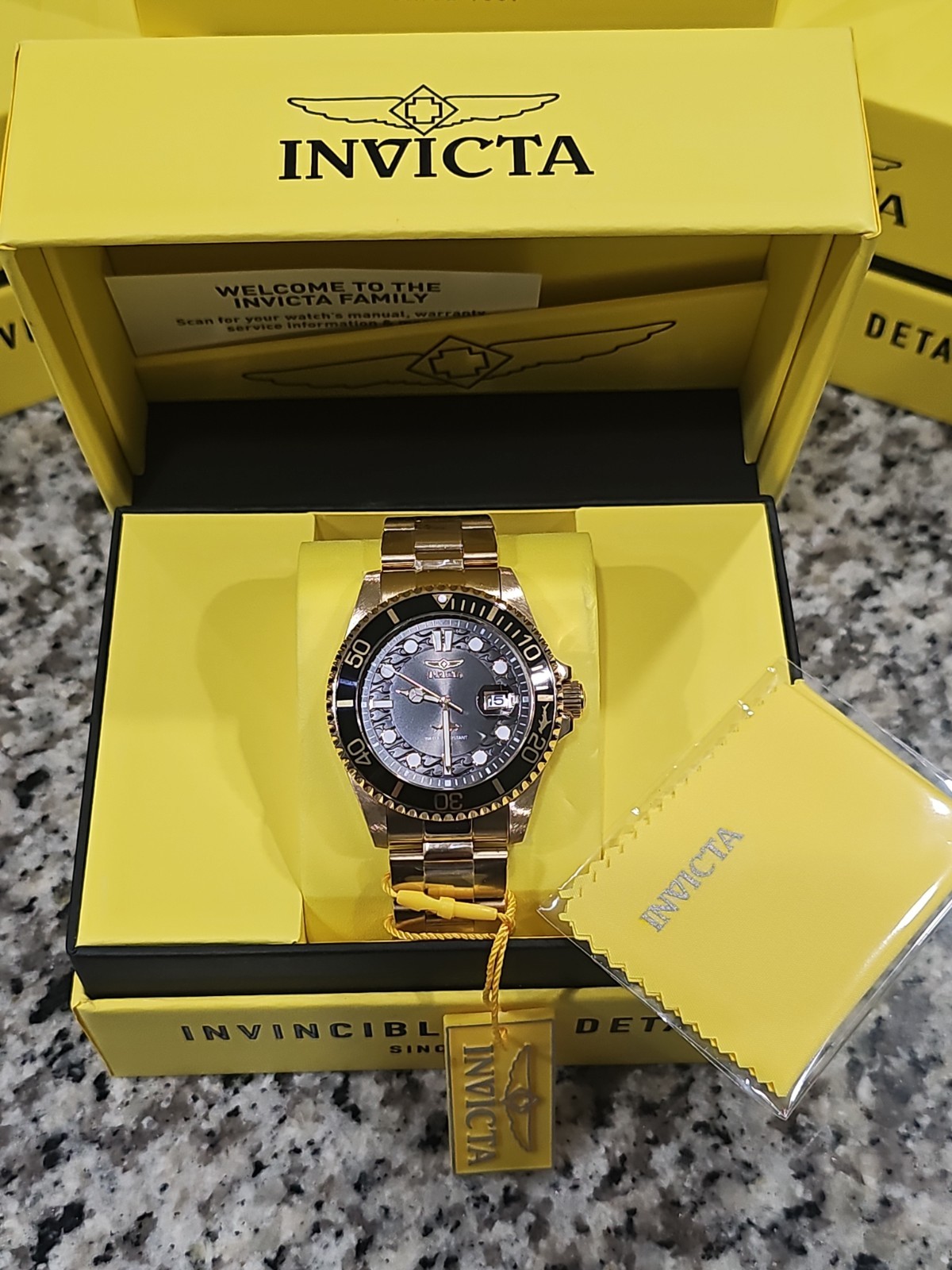Retail $249.00 Invicta Pro Diver Currentwave Men’s Watch – 43mm. Gold (30026)