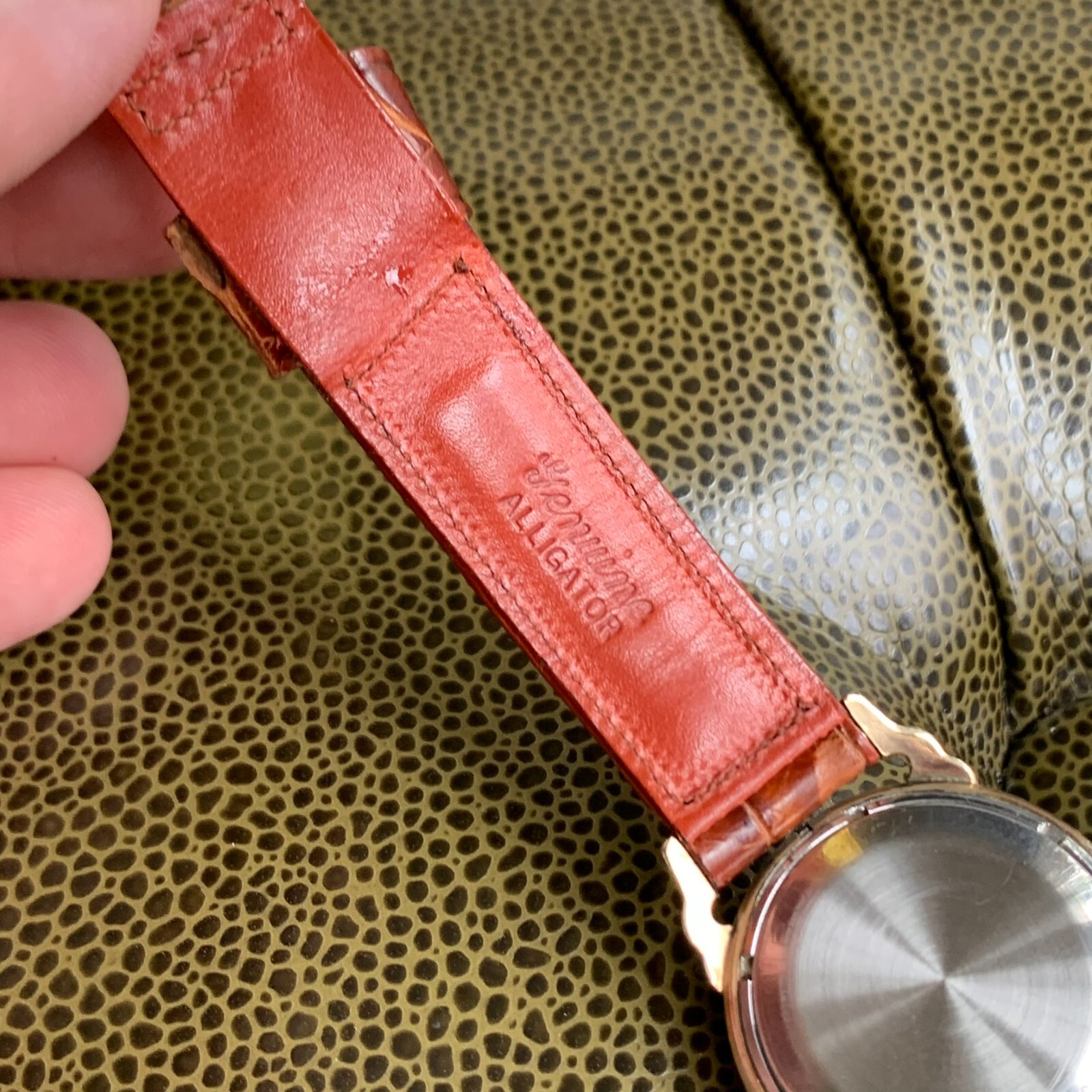 1957 Bulova 23 Jewels 10K Rolled Gold Plated Wristwatch White Sunburst Dial