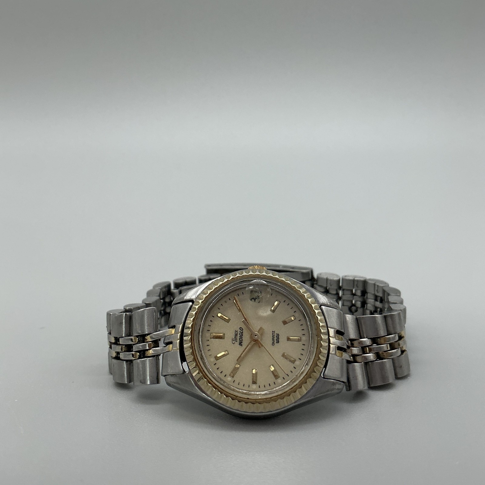 Timex Indiglo Womens Watch 25mm Champagne Dial Two Tone Date New Battery 6.5″