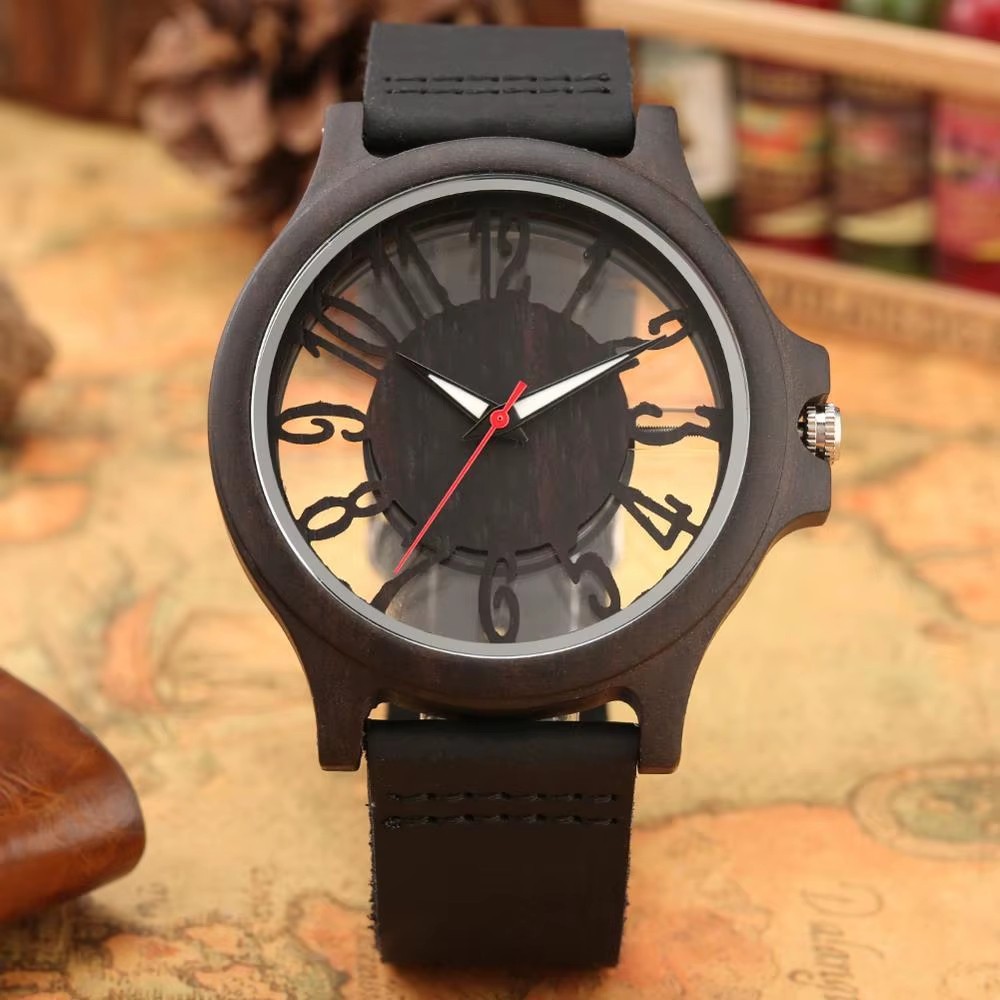 Handmade Men’s Bamboo Watch Sandalwood Quartz Wristwatch for Man Leather Strap