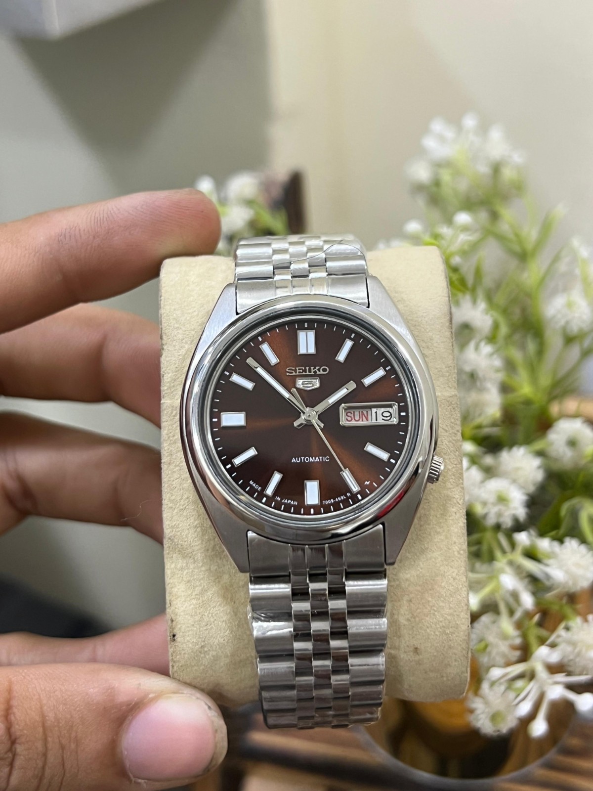 Seiko 5 Automatic Brown Dial Mens Watch Japan Made 7009