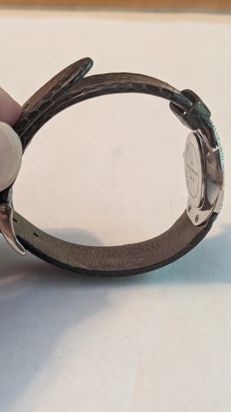 Skagen Studio Women’s MOP Dress Watch Crystal Bezel Black Leather New Battery