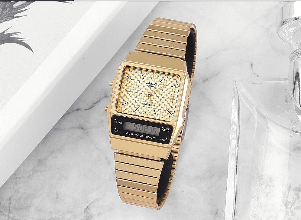Casio AQ-800EG-9A Classic Vintage Analog Digital Watch Gold Stainless Steel