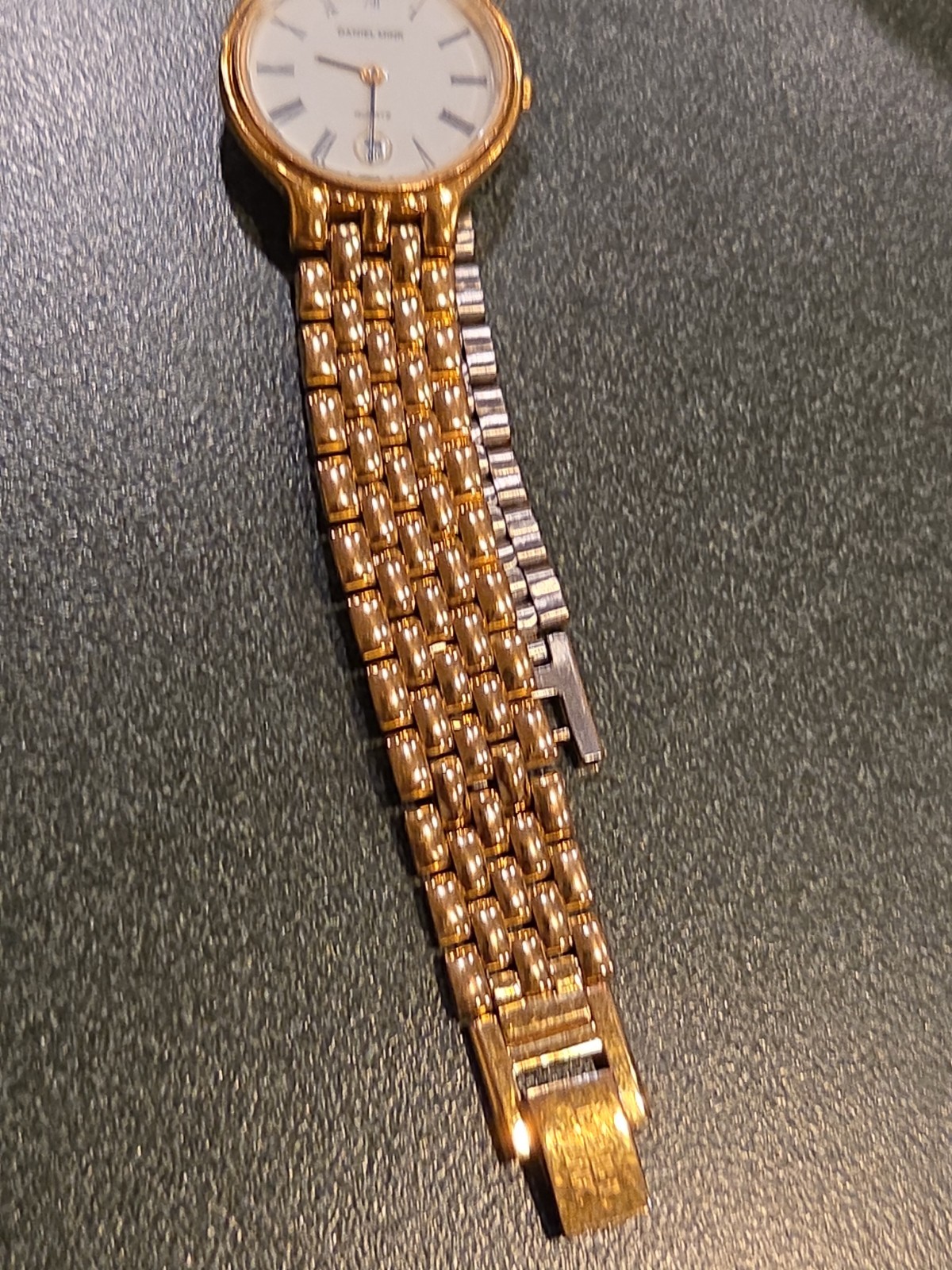 Daniel Mink Swiss Made Gold Plated Quartz Woman’s Watch 4061 New Battery