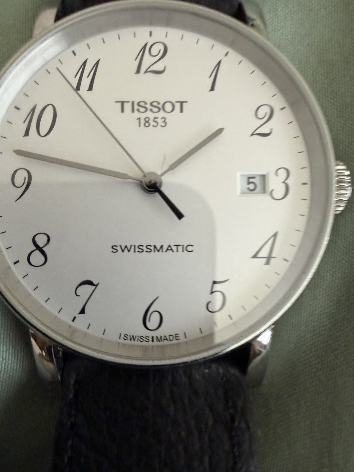 Tissot Seastar 1853 Automatic Men Watch,Silver Case And White Dial Strap Black