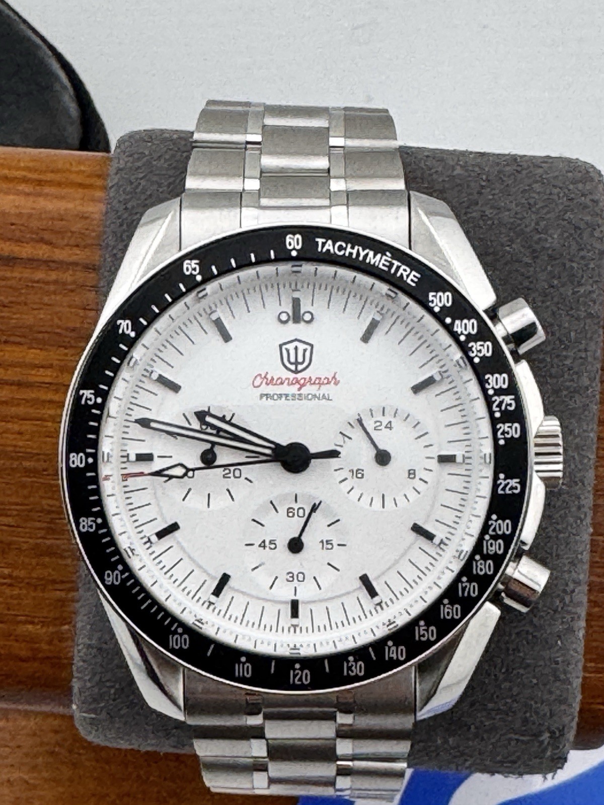 Watchdives Men’s Chronograph Watch – Japan VK63 quartz Chronograph Never Unworn