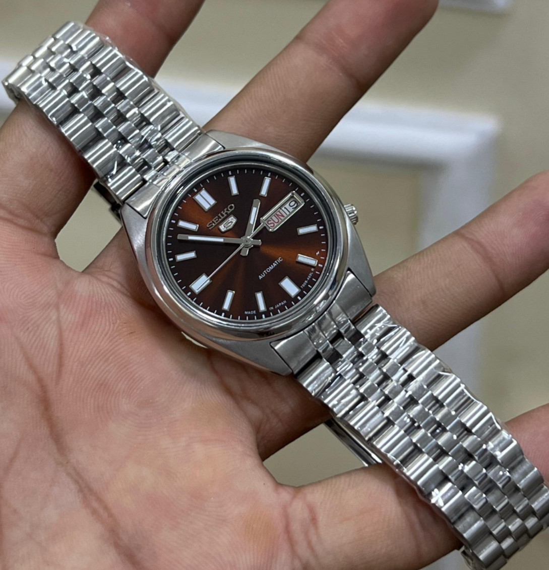 Seiko 5 Automatic Brown Dial Mens Watch Japan Made 7009