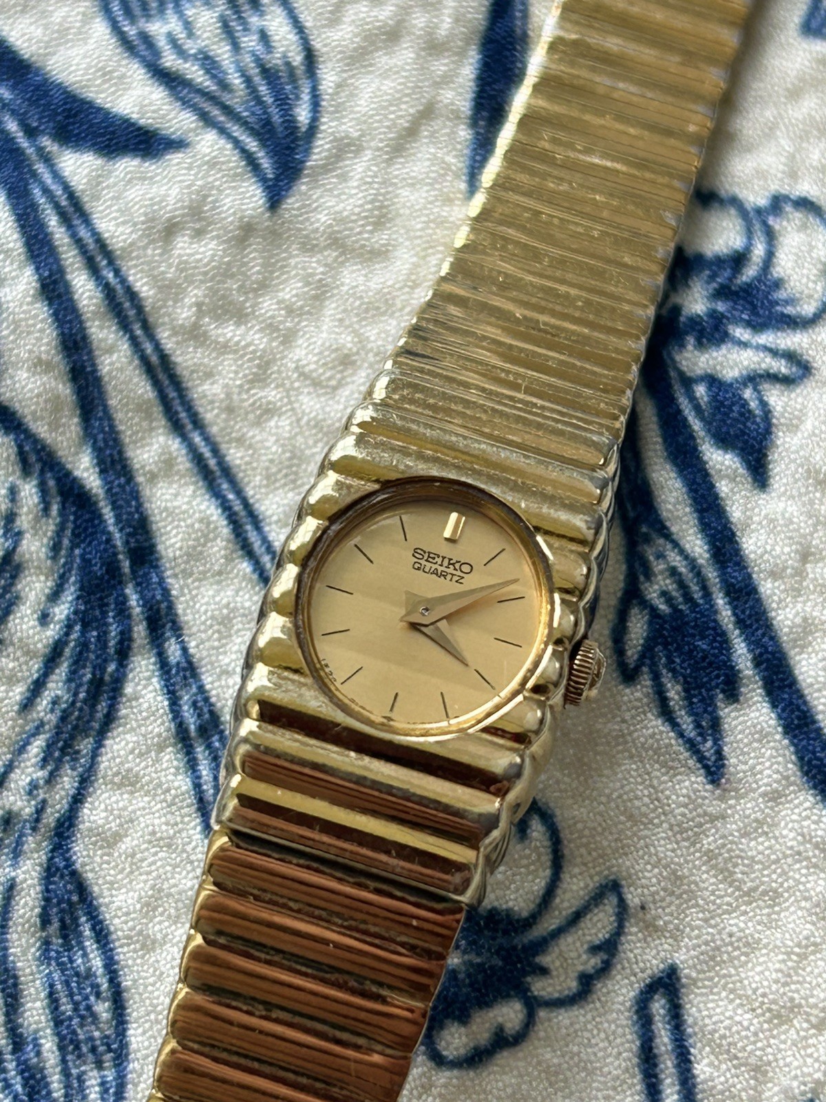 Seiko Watch Women 14mm Champagne Dial Gold Tone Rectangle 1E20-5099 New Battery