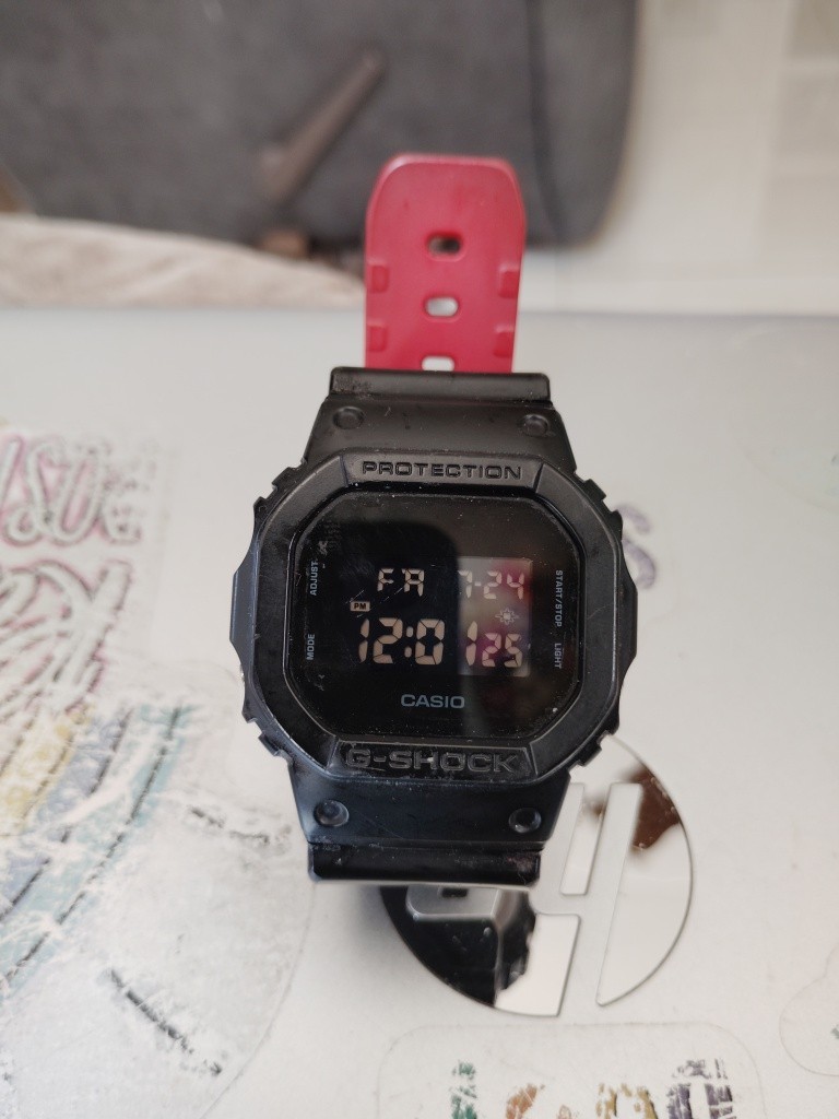 Casio G-SHOCK DW-5600UBB Digital Quartz Black Resin 200m Alarm Chrono