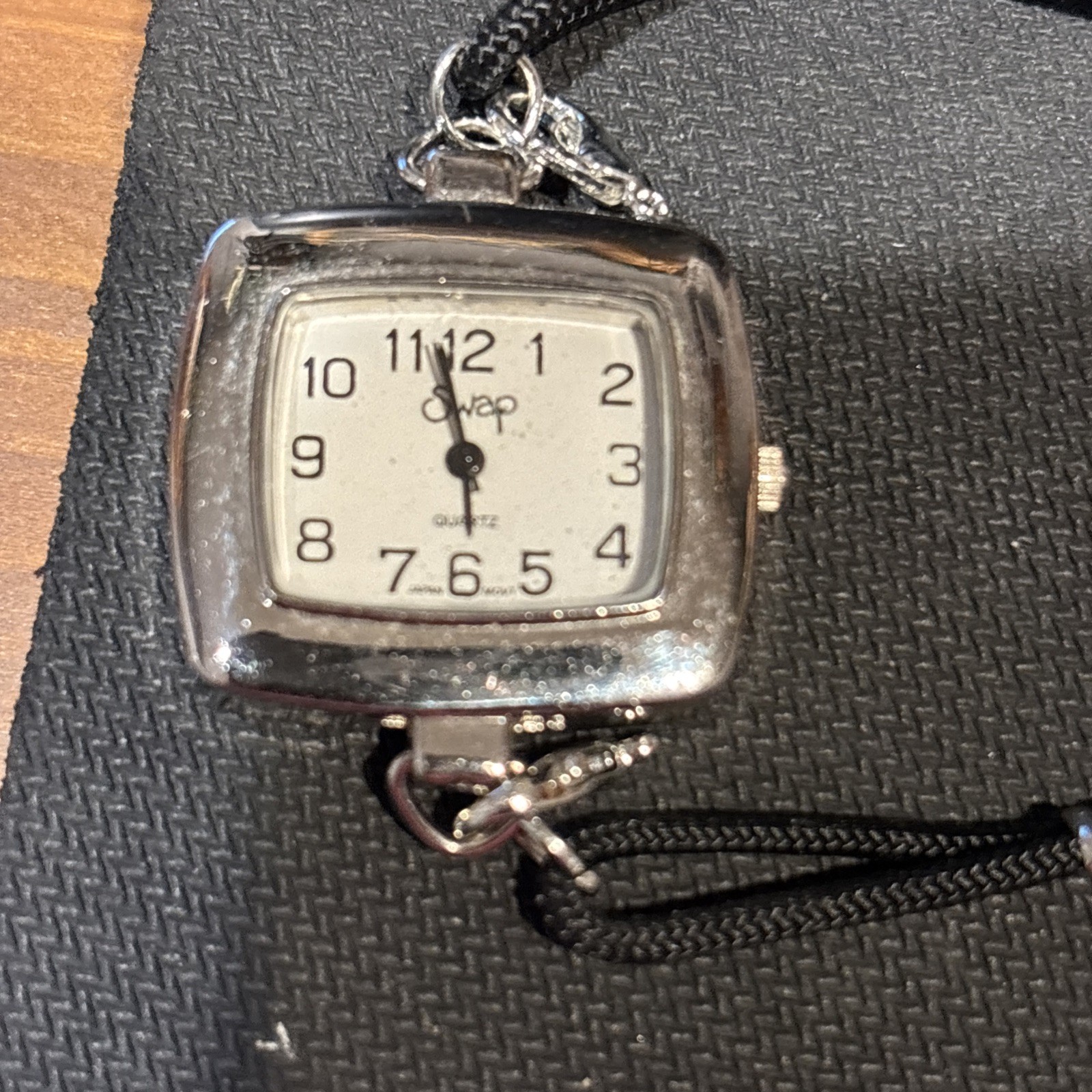 Swap Beehive Quartz Watch Women’s Silver Japan Movt working