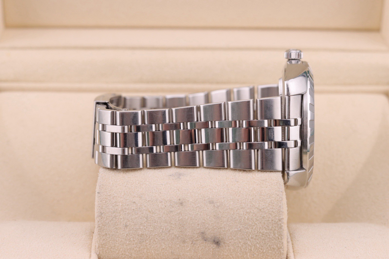 TUDOR Classic Date | ref. M21010 | 38mm Stainless Steel Watch with Card
