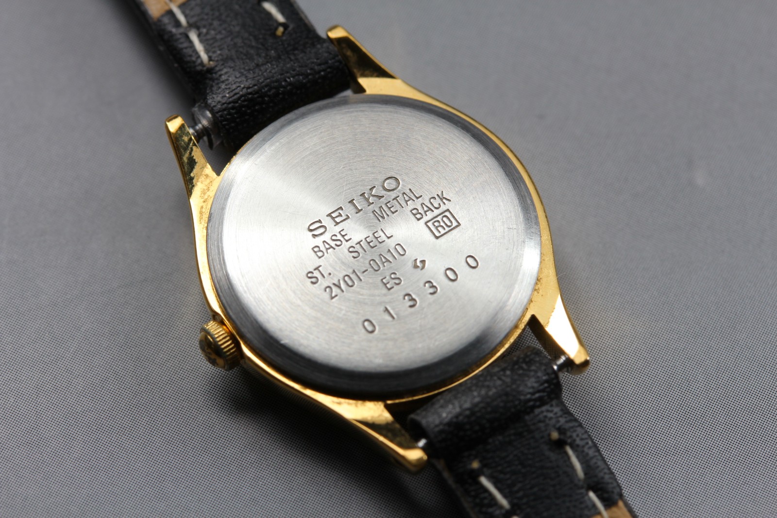 Vtg. 1990 [N MINT] SEIKO 2Y01-0A10 20.5mm Roman Gold Quartz Ladies Watch JAPAN